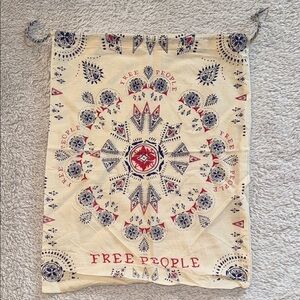 👜 Free People Boho Duster Bag – Large Size, Cream with Navy & Red Pattern